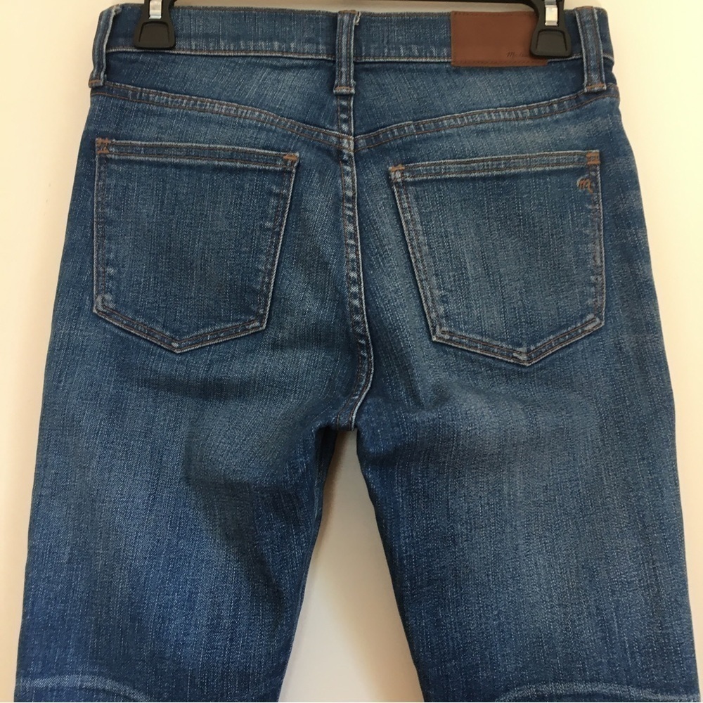 Madewell 9" High Riser Rip and Repair Medium indigo wash Skinny Jeans - Picture 6 of 15
